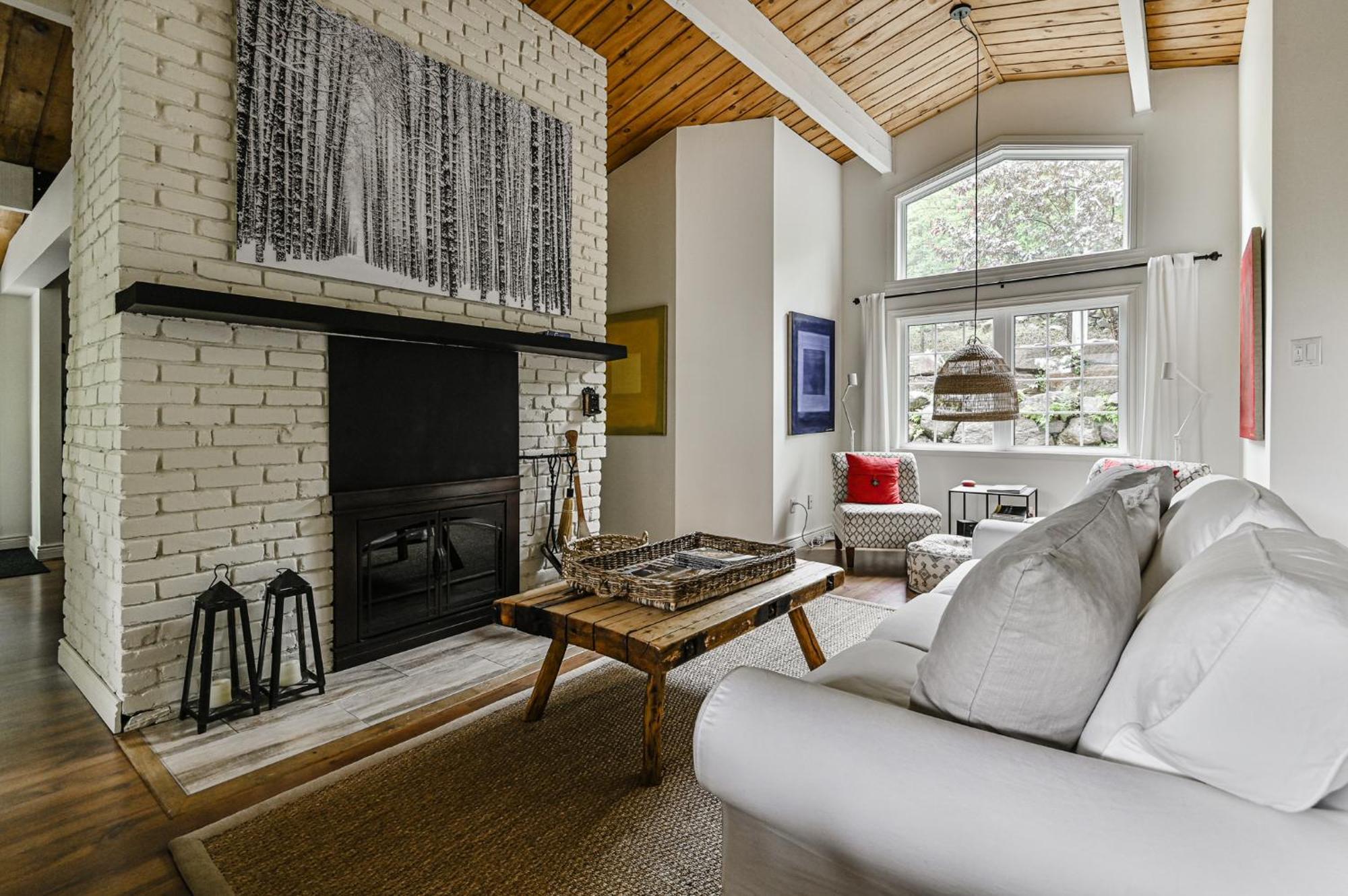 Holiday home 2669 Chemin Du Village - Mountain W Hot Tub & Sauna Next To Village Mont-Tremblant