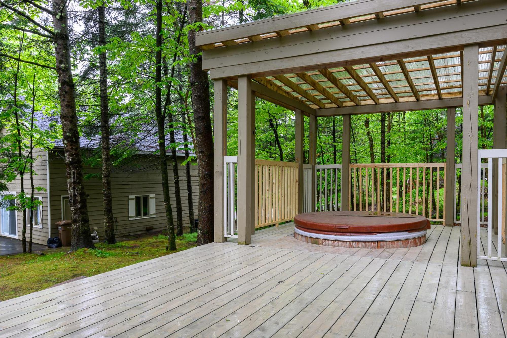 2669 Chemin Du Village - Mountain W Hot Tub & Sauna Next To Village * Mont-Tremblant