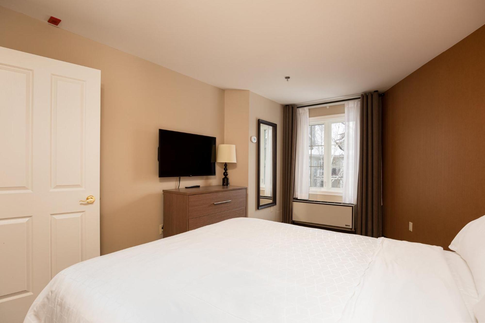 Express & Tremblant By Ihg Resort 4*