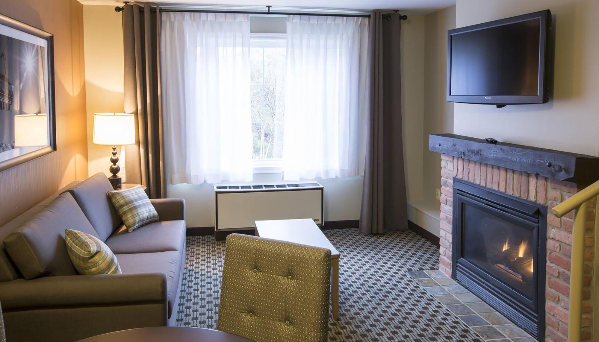 Express & Tremblant By Ihg Resort Mont-Tremblant
