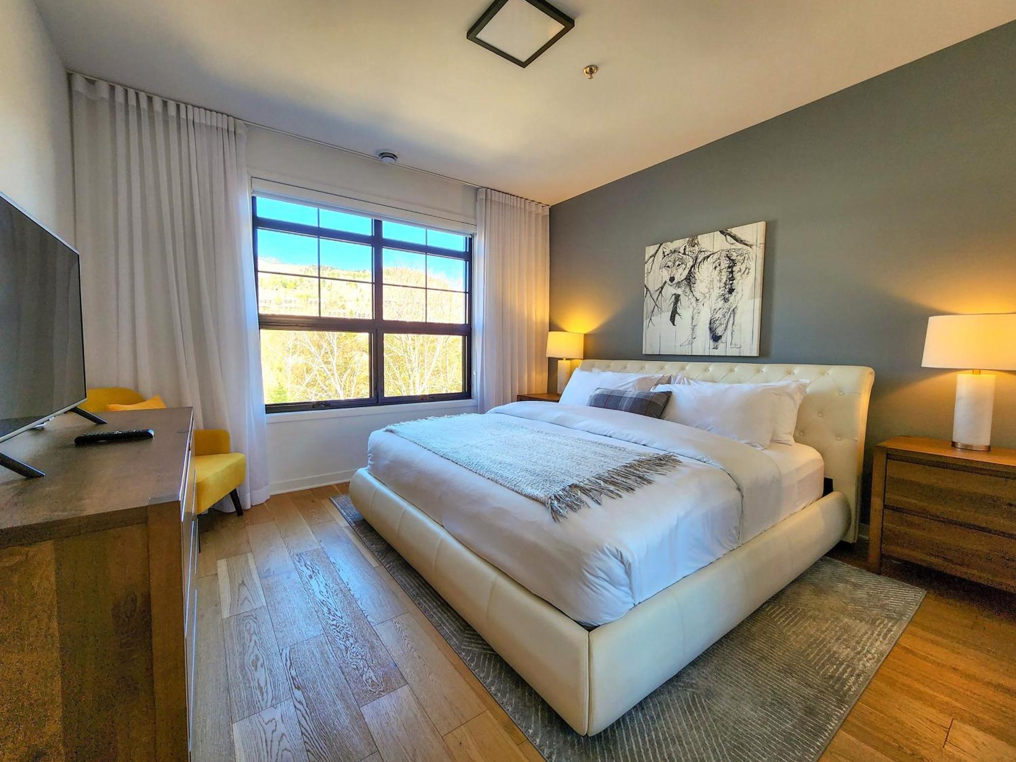 Tremblant Prestige - Les Eaux 215-8