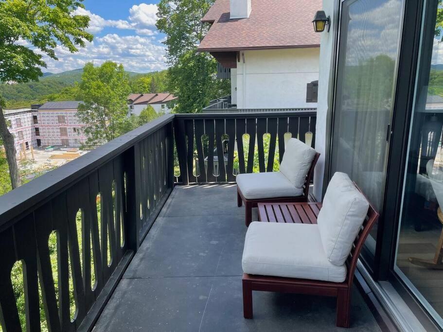 Cozy & Simple With Views Of *