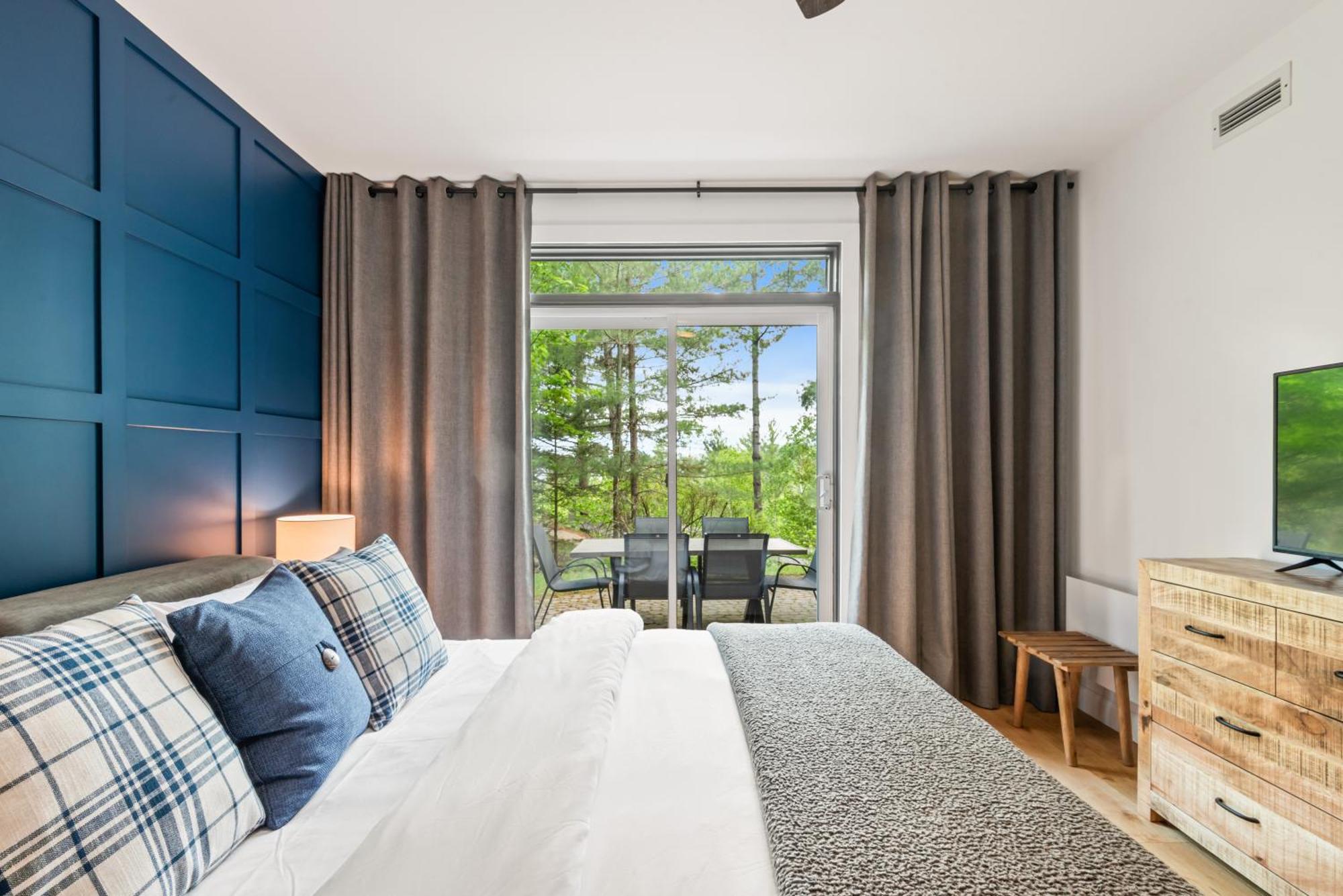 Apartment Tremblant Prestige - Les Eaux 235-1 Mont-Tremblant