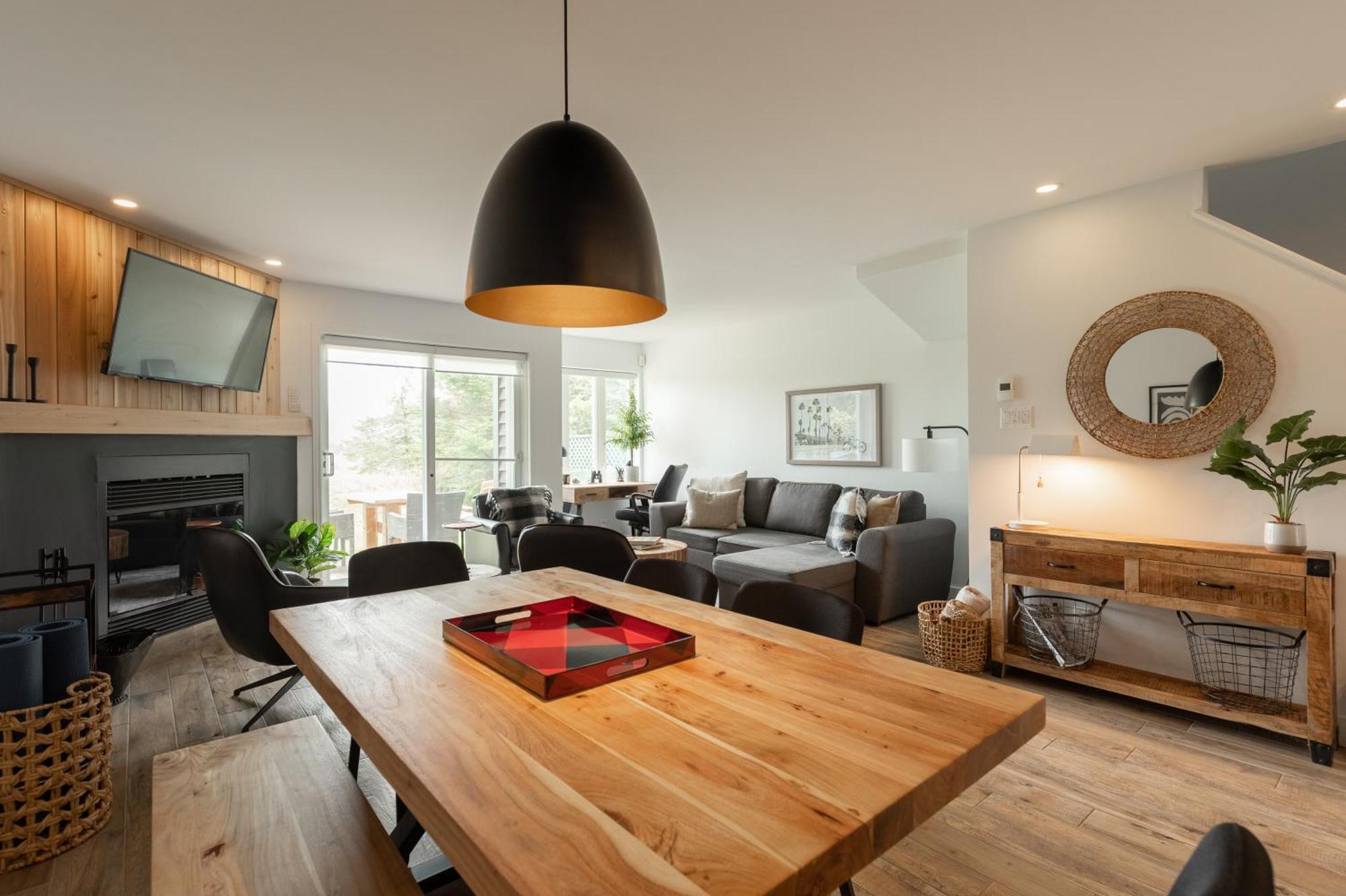 Apartment 2-level - Tremblant Mountain View - Fireplace