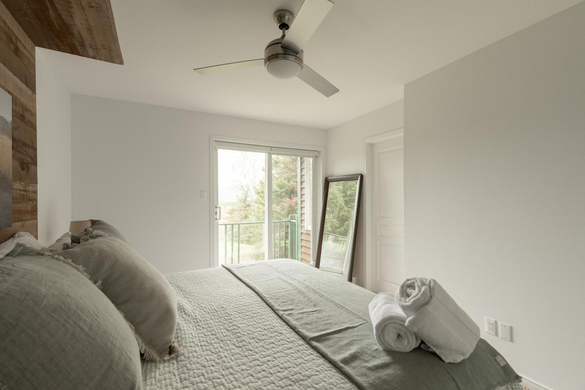 2-level - Tremblant Mountain View - Fireplace Apartment *