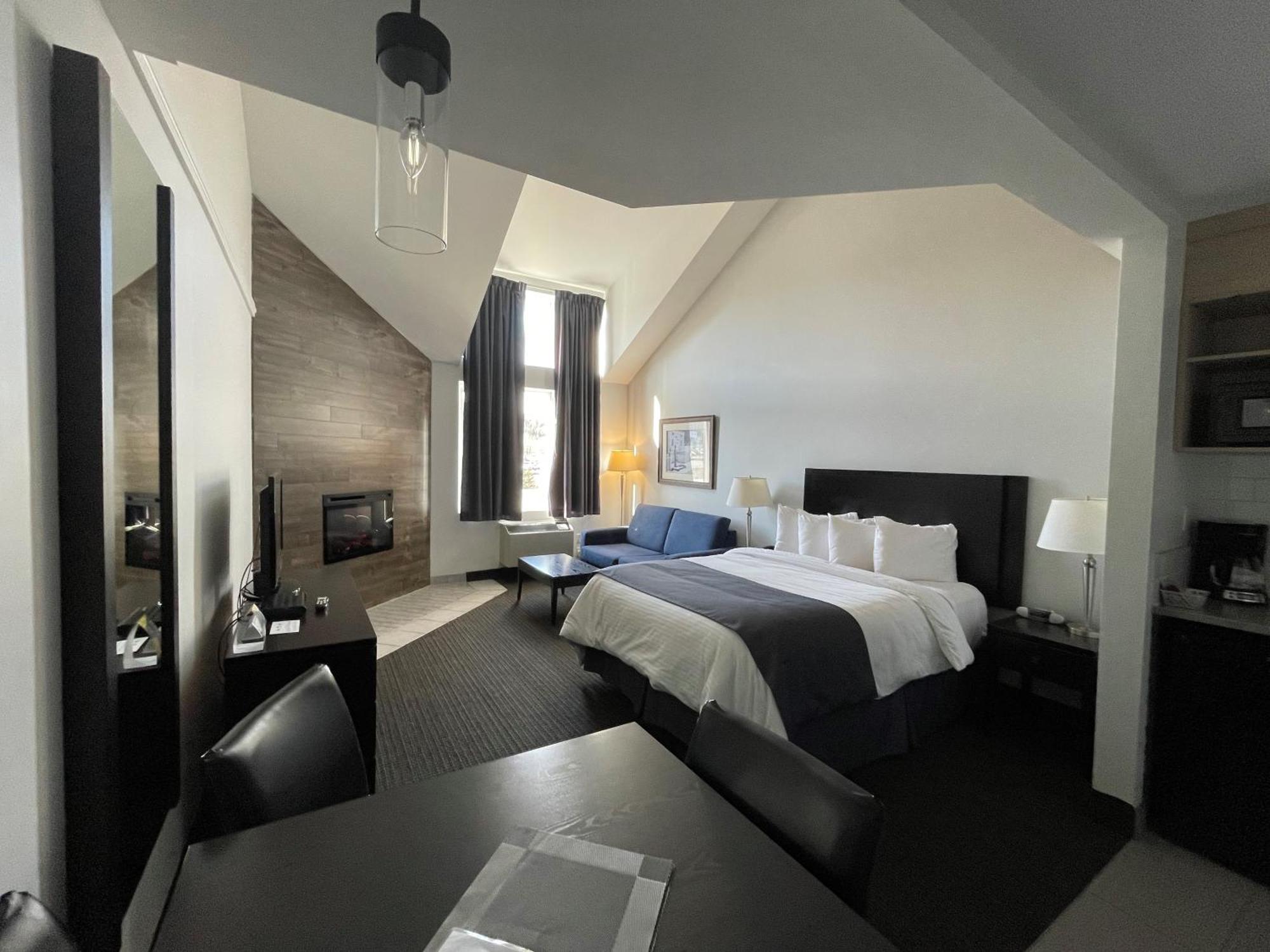 Hotel Tremblant 3*