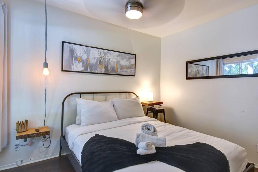 Apartment Cozy In The Tremblant Village Mont-Tremblant