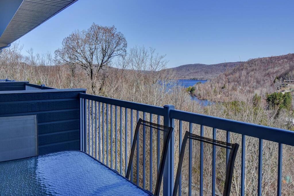 Charming Tremblant 1 Bedroom With Pool And Hot Tub Apartment Mont-Tremblant