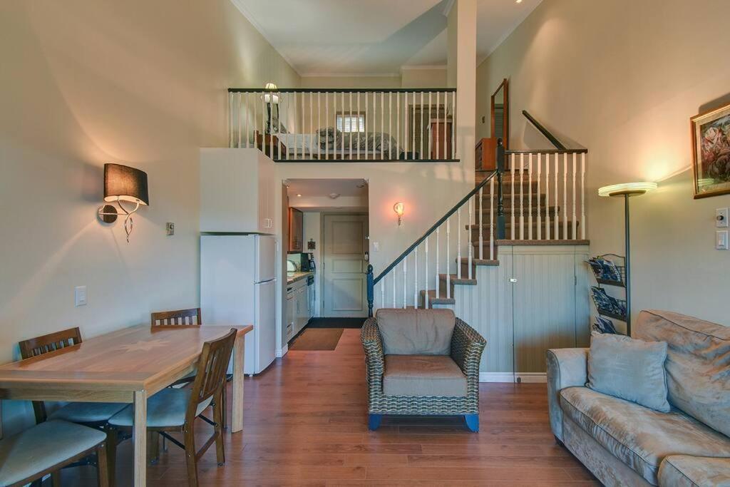 Charming Tremblant 1 Bedroom With Pool And Hot Tub