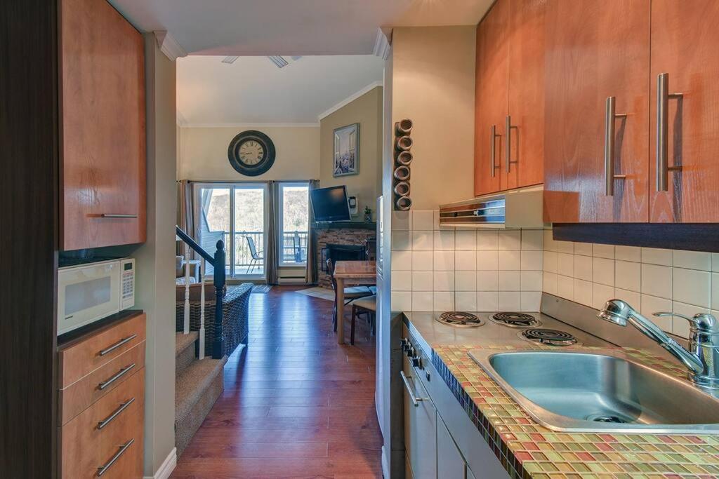 Charming Tremblant 1 Bedroom With Pool And Hot Tub * Mont-Tremblant