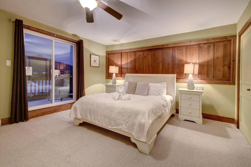 Chalet Les Eaux Tremblant Classic Pool & Jacuzzi *