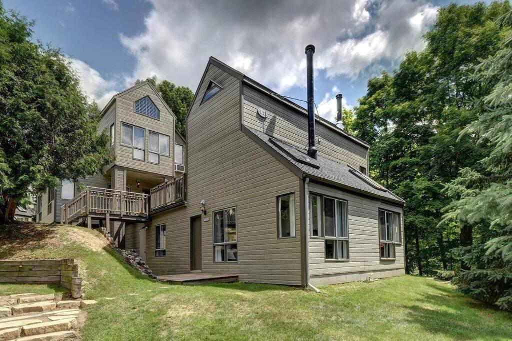 Modern In The Tremblant Village