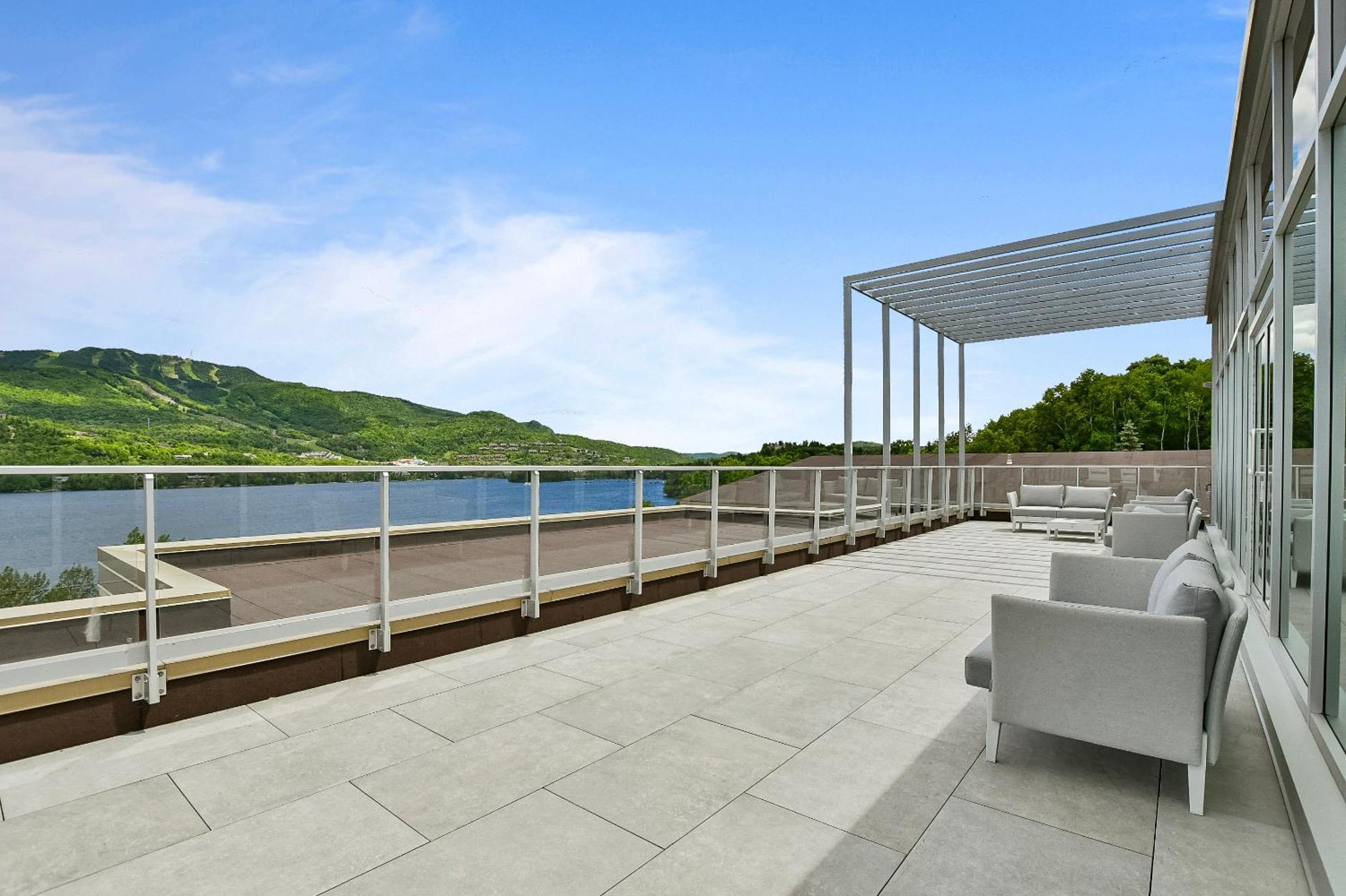 By Tremblant Platinum * Mont-Tremblant