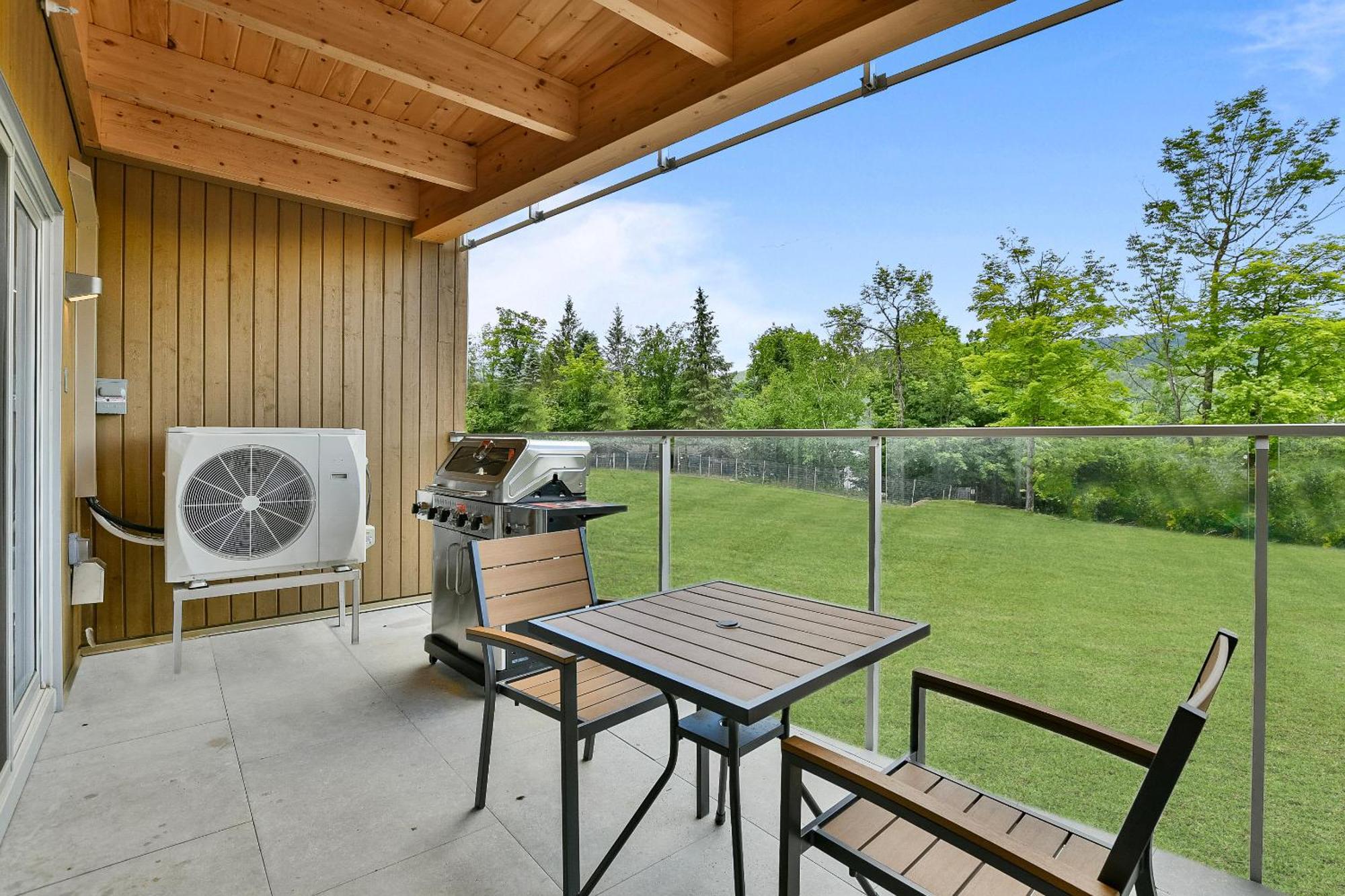 By Tremblant Platinum Apartment