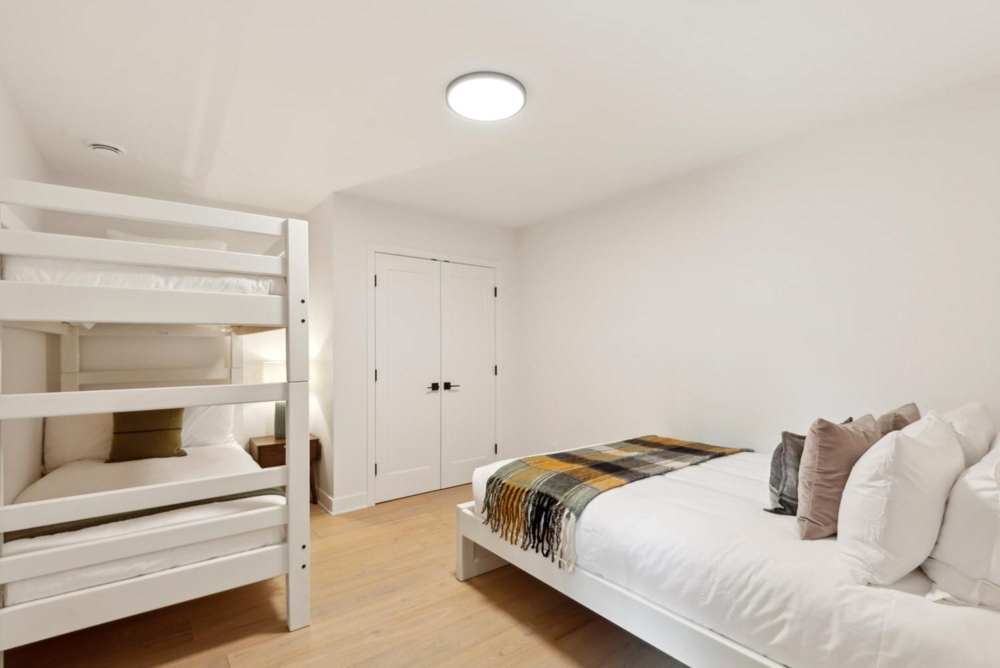 Tremblant Prestige - Verbier 12-203 *
