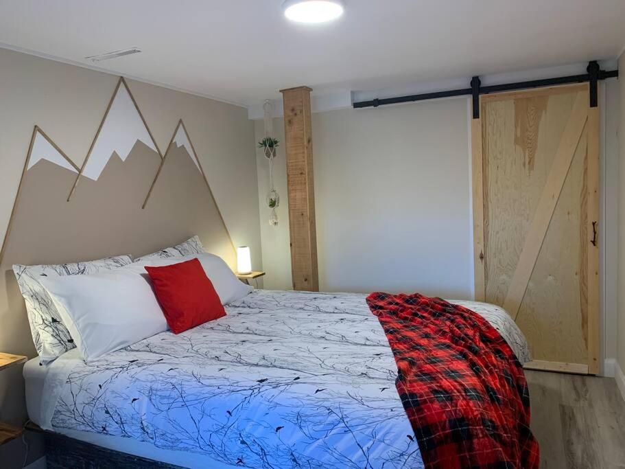 Emond - Petit Train Du Nord, Golf Et Chalet