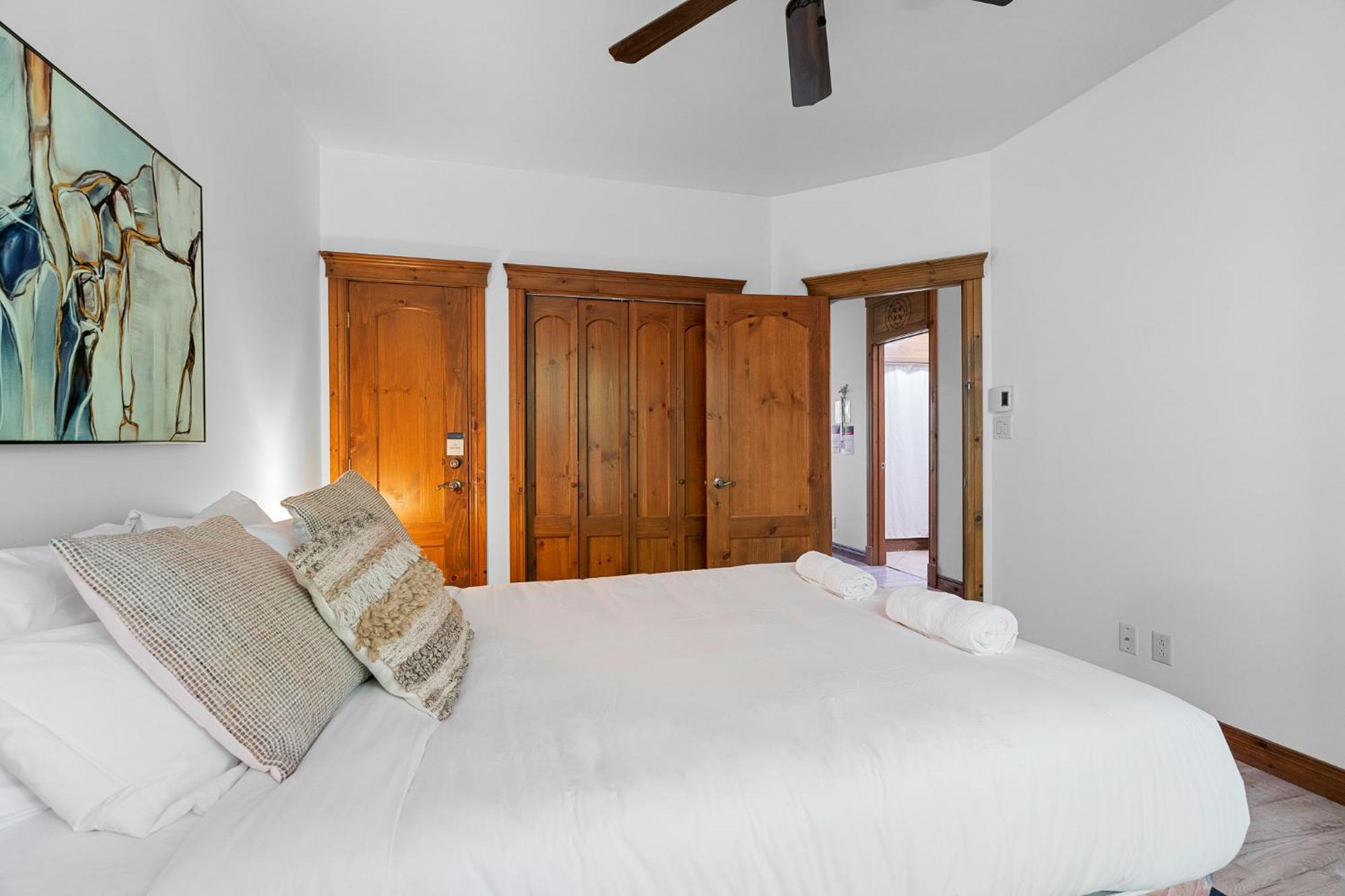 Les Manoirs Wpool & Hot Tub Near Village 120-7