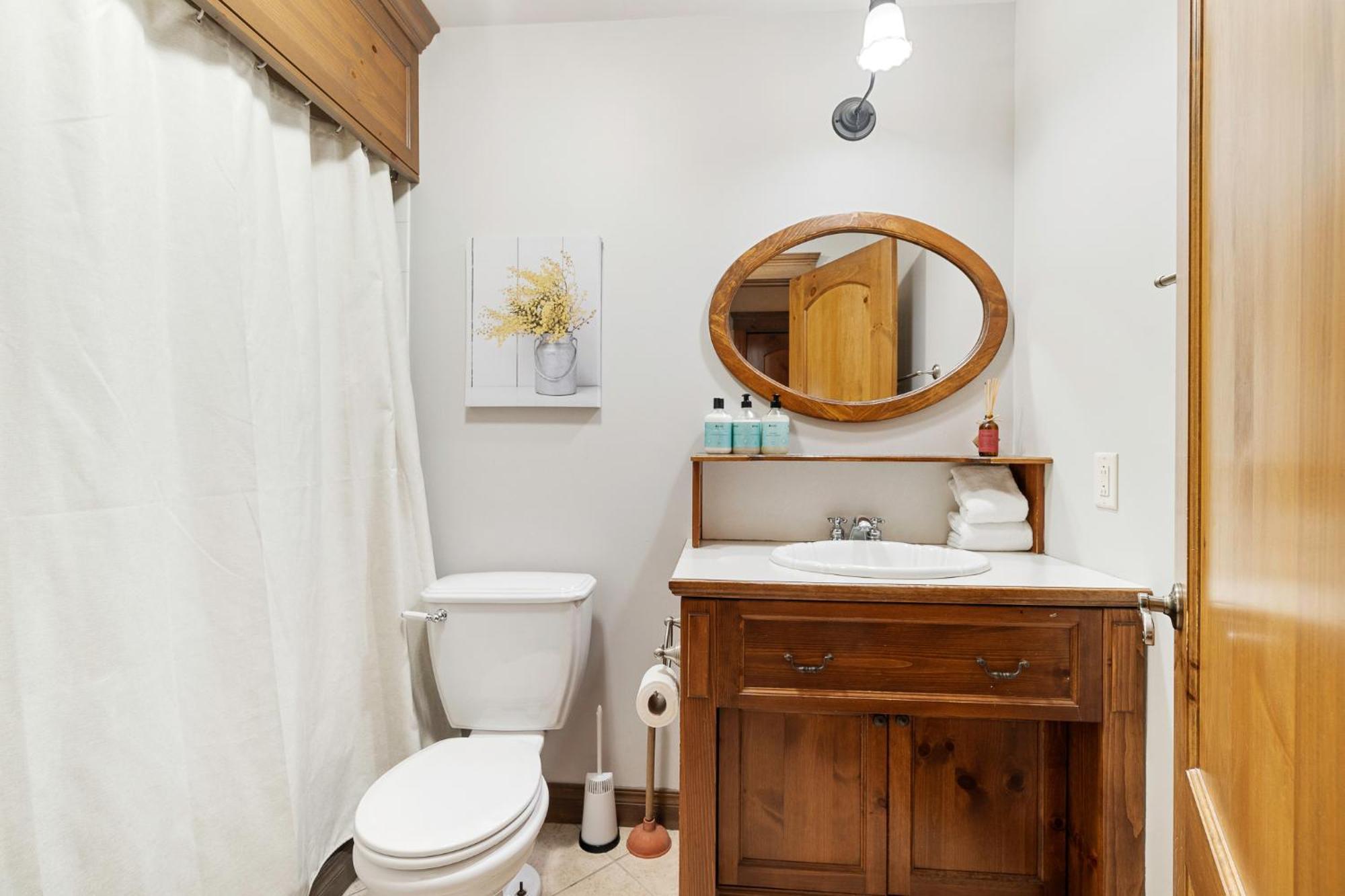 Les Manoirs Wpool & Hot Tub Near Village 120-7 Holiday home *