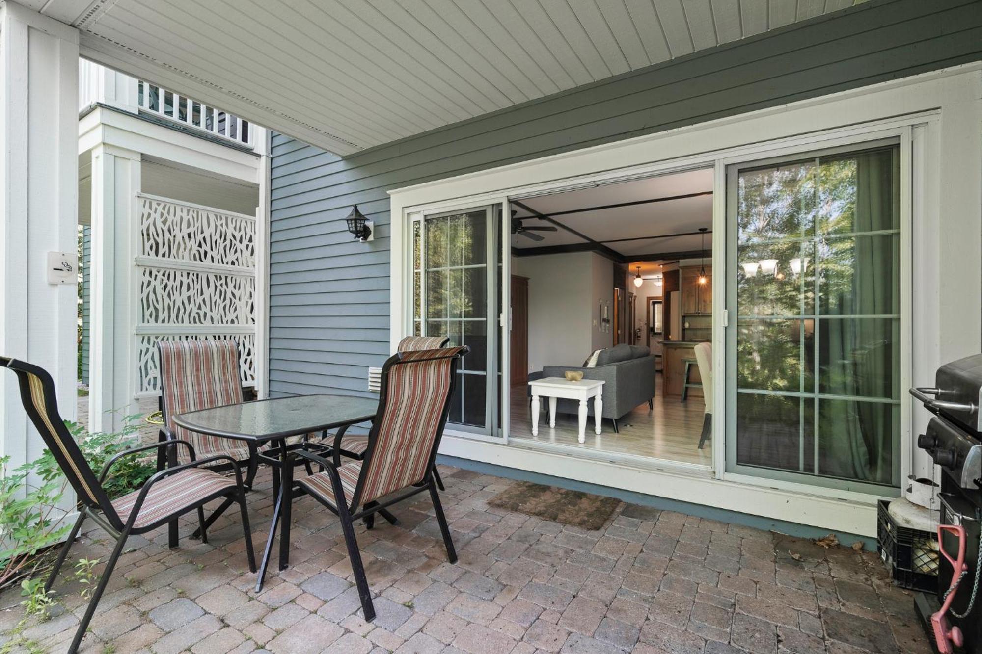 Les Manoirs Wpool & Hot Tub Near Village 120-7 * Mont-Tremblant