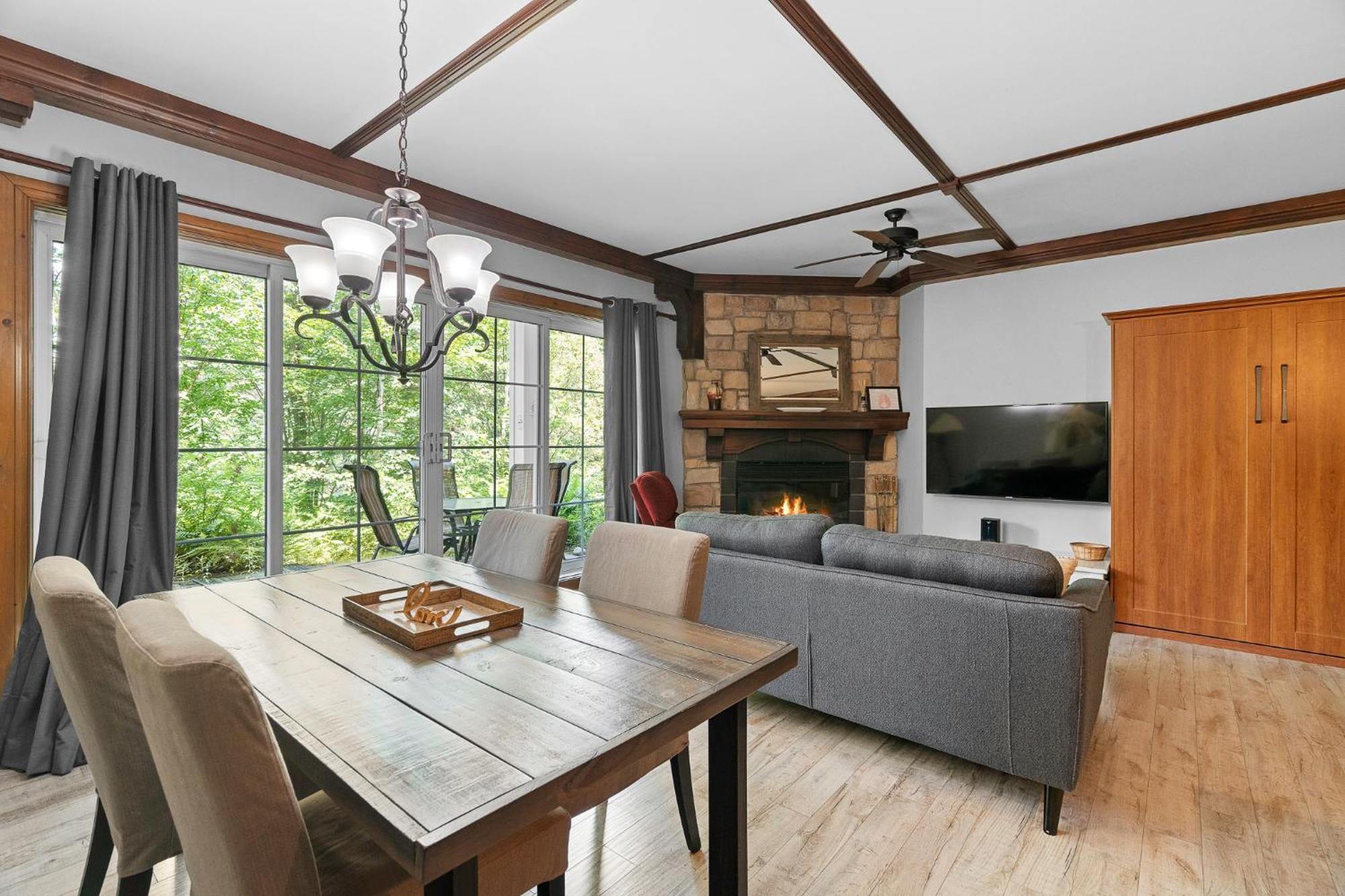 Les Manoirs Wpool & Hot Tub Near Village 120-7 Holiday home Mont-Tremblant