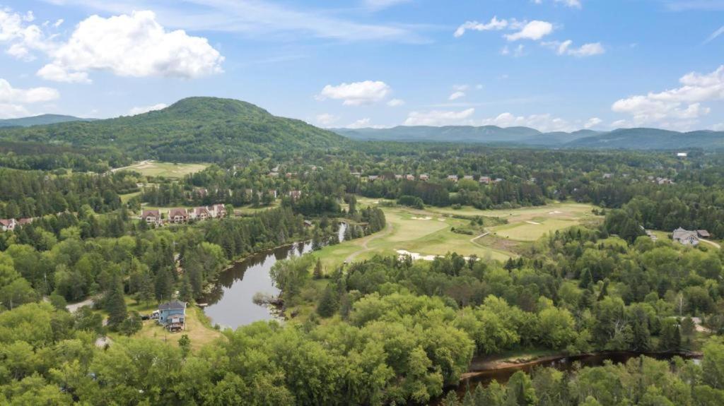 Holiday home Townhouse On The Golf W Pool Access -aiglon 1748