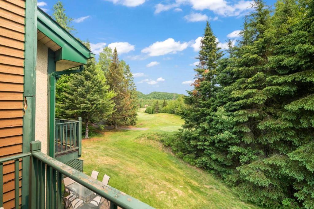 Holiday home Townhouse On The Golf W Pool Access -aiglon 1748 Mont-Tremblant