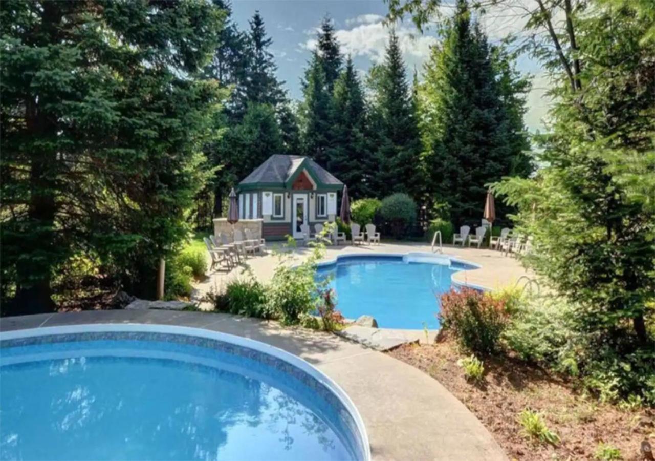 Townhouse On The Golf W Pool Access -aiglon 1717 * Mont-Tremblant