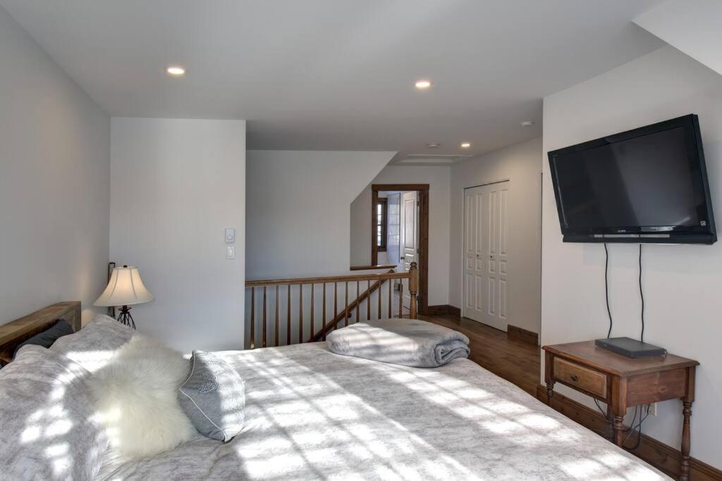 Villa Les Falaises Tremblant Luxury Retreat
