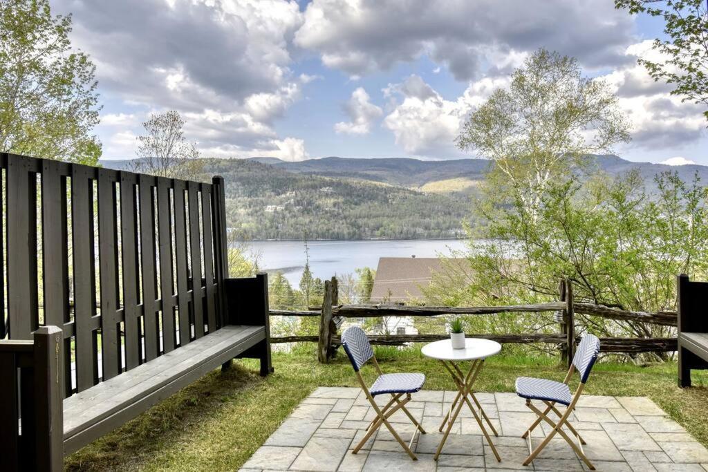 Du Lac Tremblant Cozy Lake View Loft Apartment
