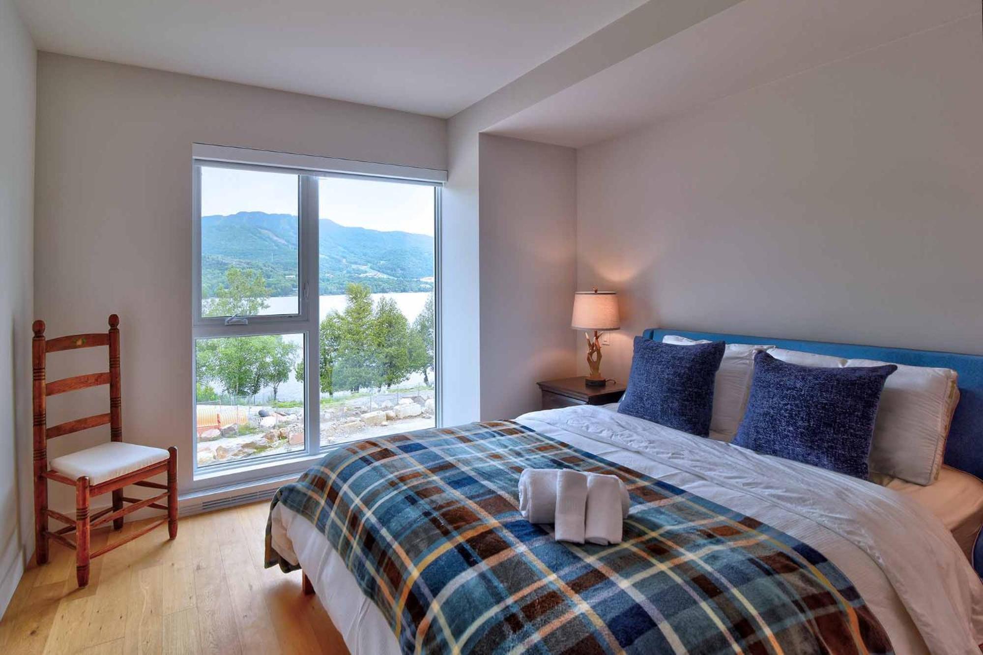 A - * Mont-Tremblant