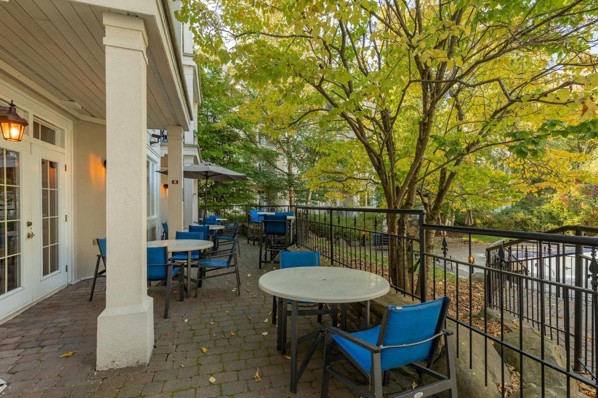Express & Tremblant By Ihg