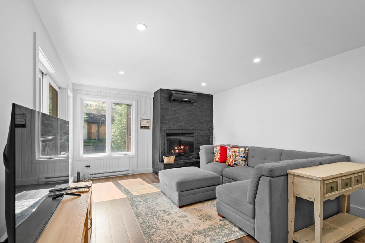 Peaceful With Stunning Mountain And Views Mont-Tremblant