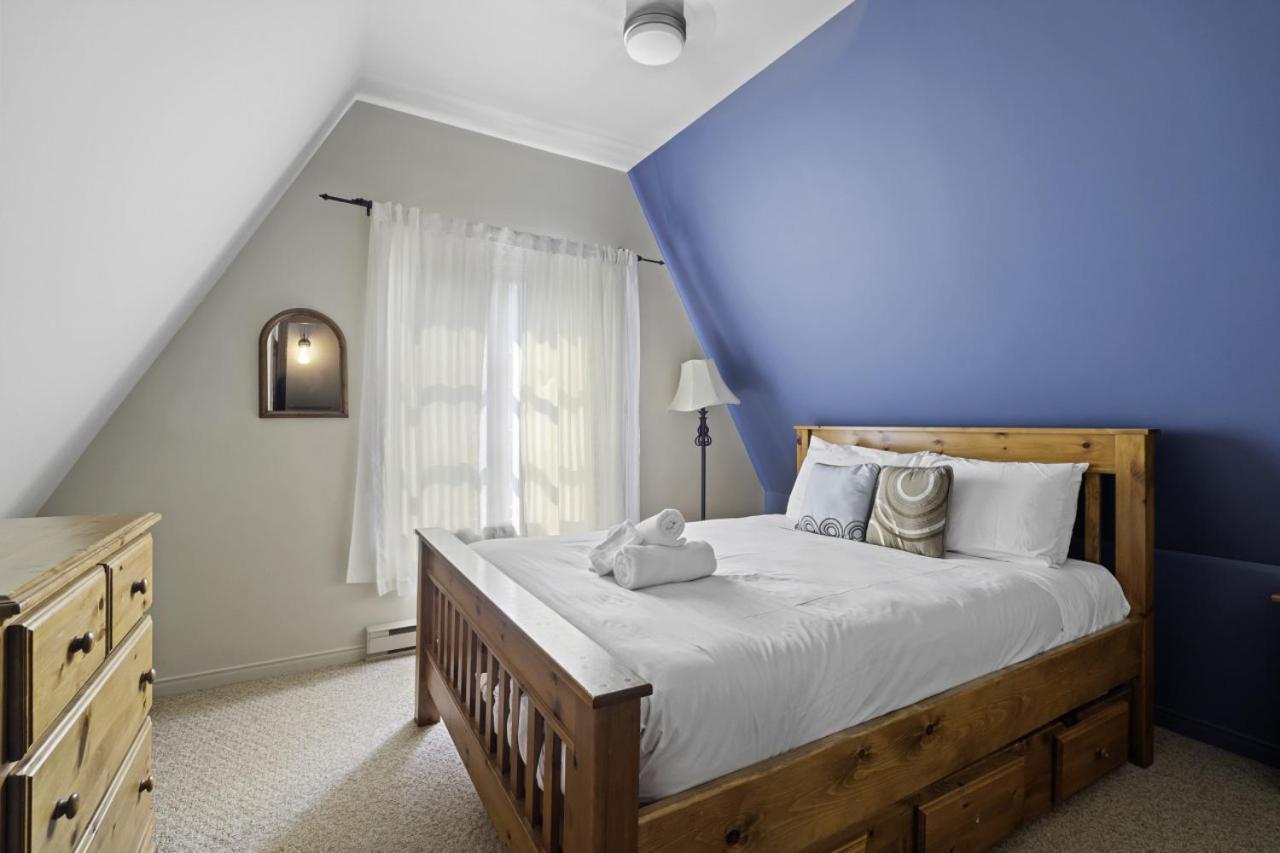 Apartment Plateau 236.5 - 3bdrs In Out With Pool Access Mont-Tremblant