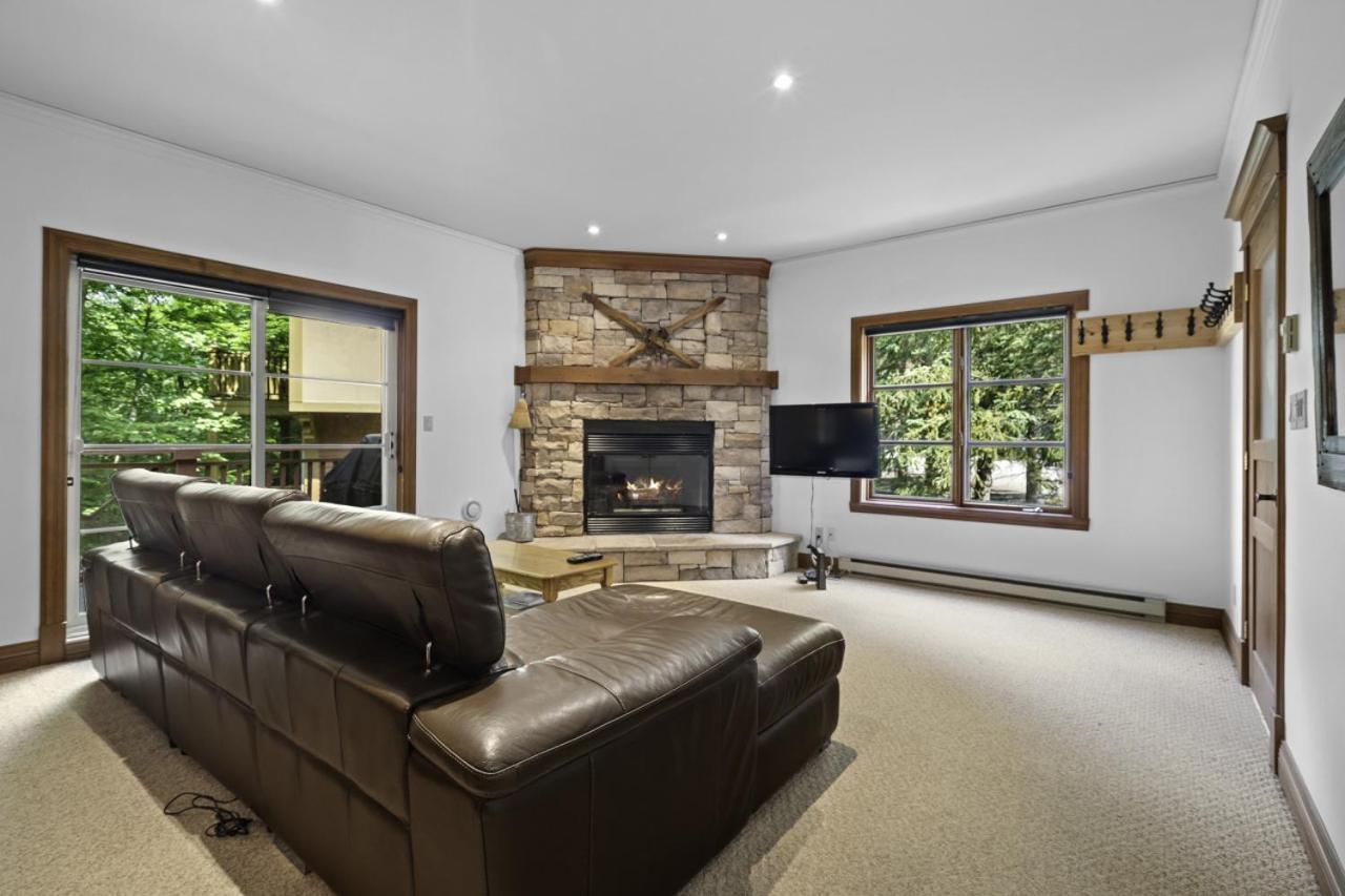 Plateau 236.5 - 3bdrs In Out With Pool Access * Mont-Tremblant