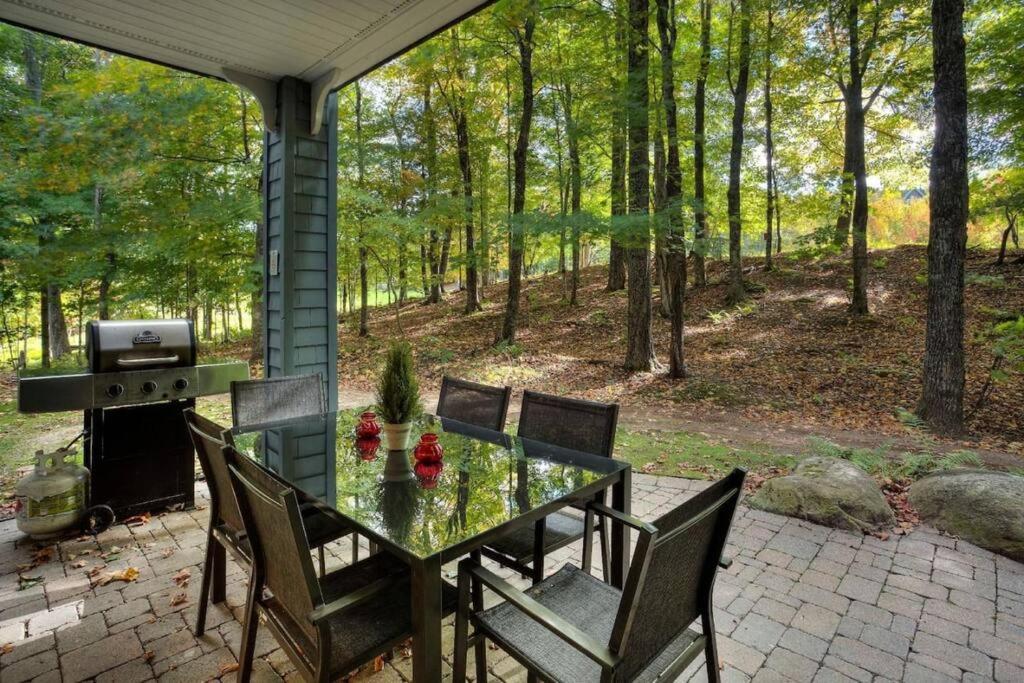 Les Manoirs Wpool & Hot Tub Near Village 110-7