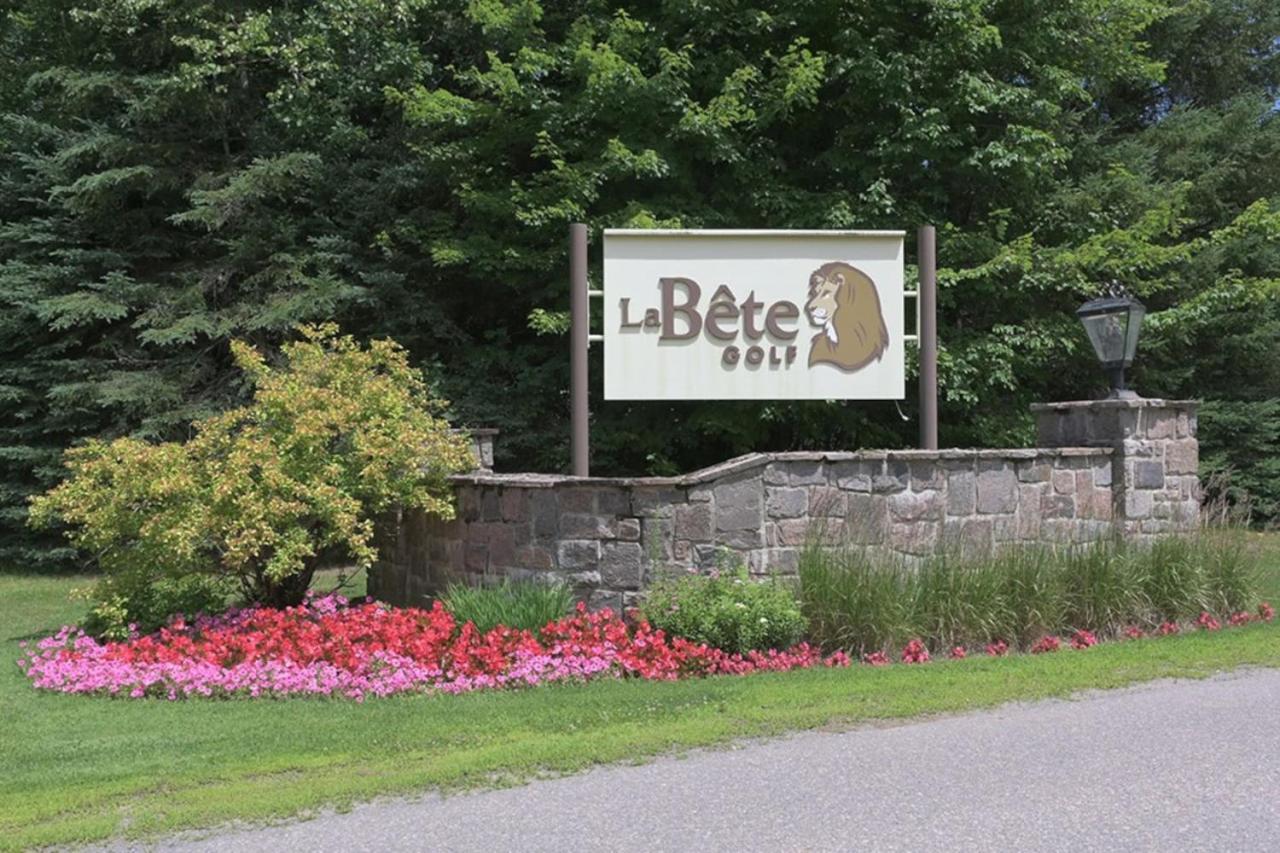 Tremblant Bliss - Luxury Ski-golf Retreat By Instant Country house