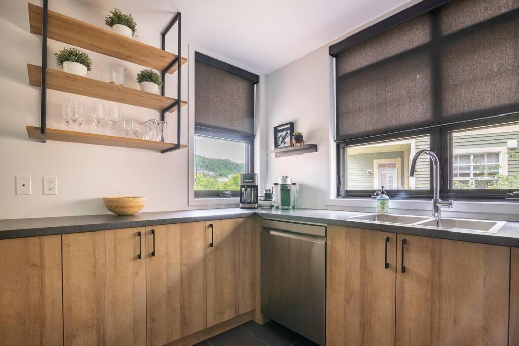 Beautiful Located In Apartment *
