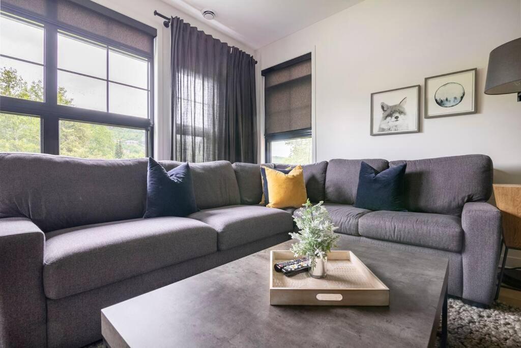 Beautiful Located In * Mont-Tremblant