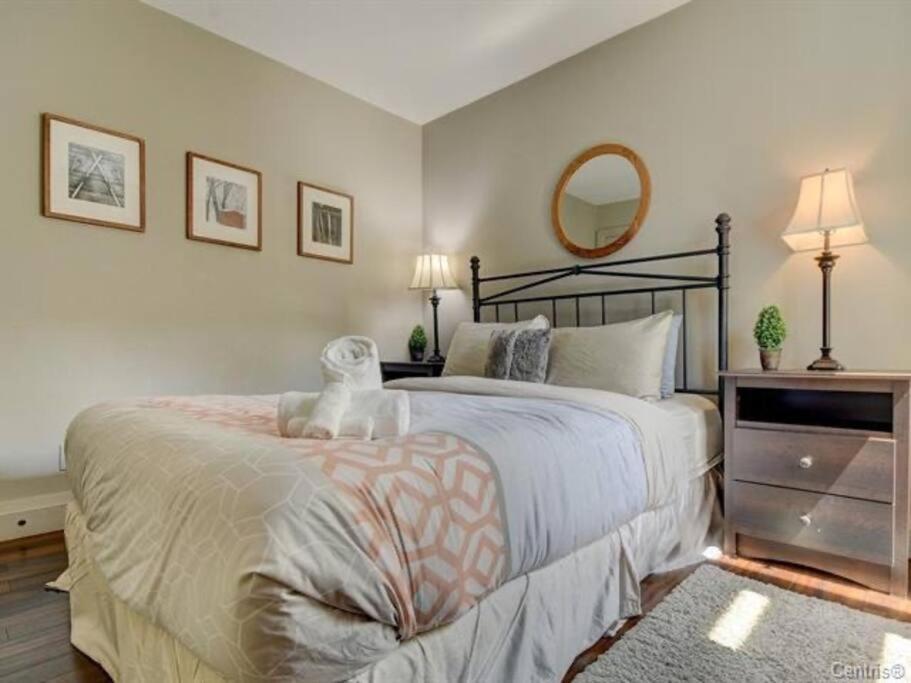 Charming In The Tremblant Village Apartment *