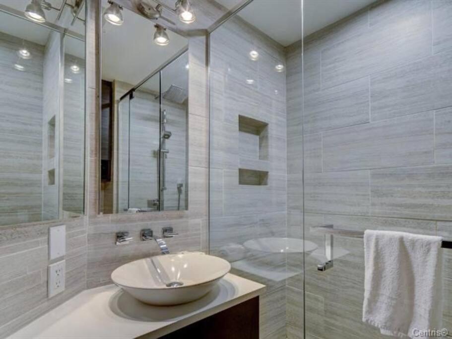 Charming In The Tremblant Village Apartment *