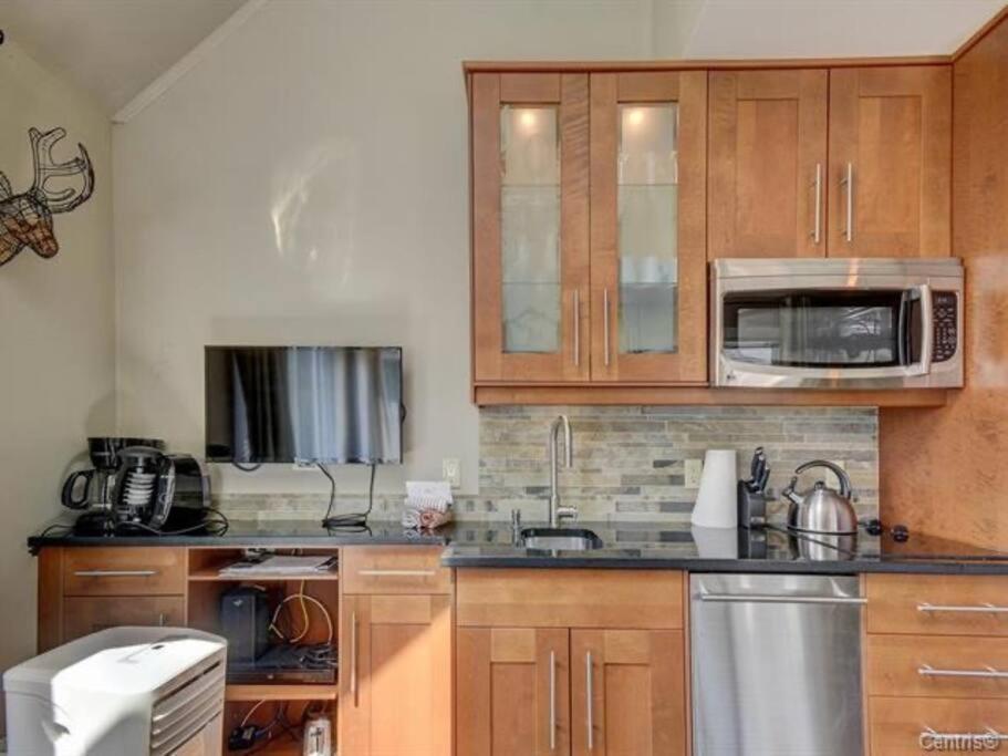 Apartment Charming In The Tremblant Village Mont-Tremblant