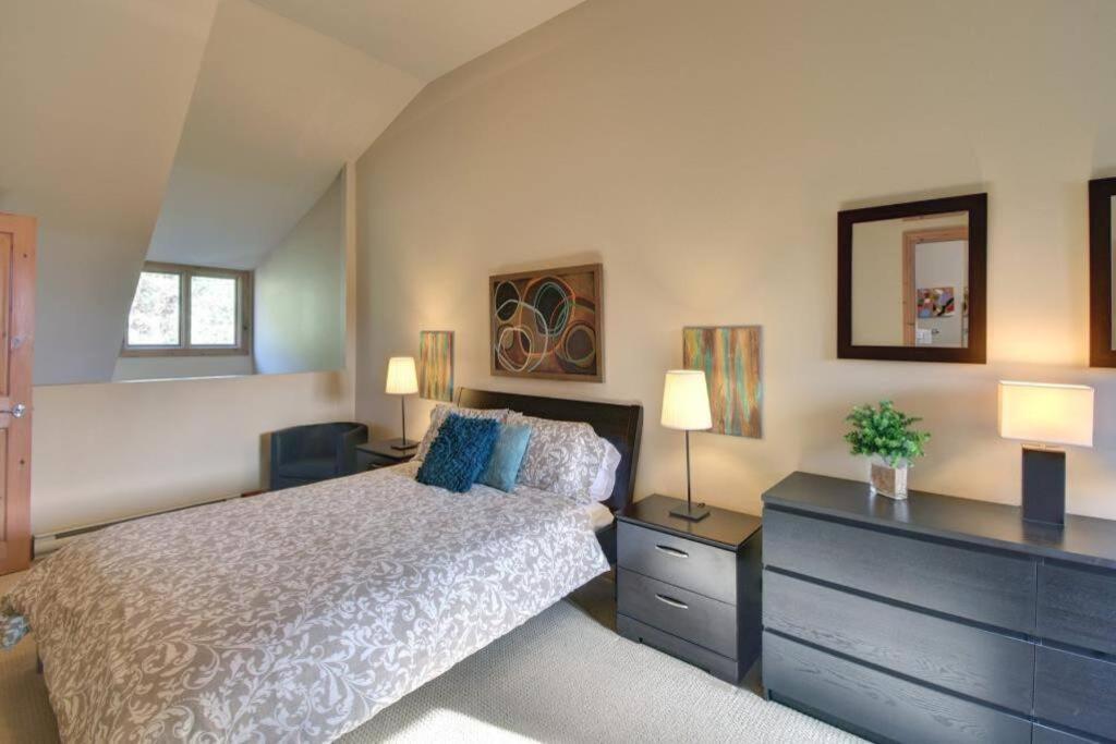 Chalet Tremblant Walking Distance From Activities Mont-Tremblant