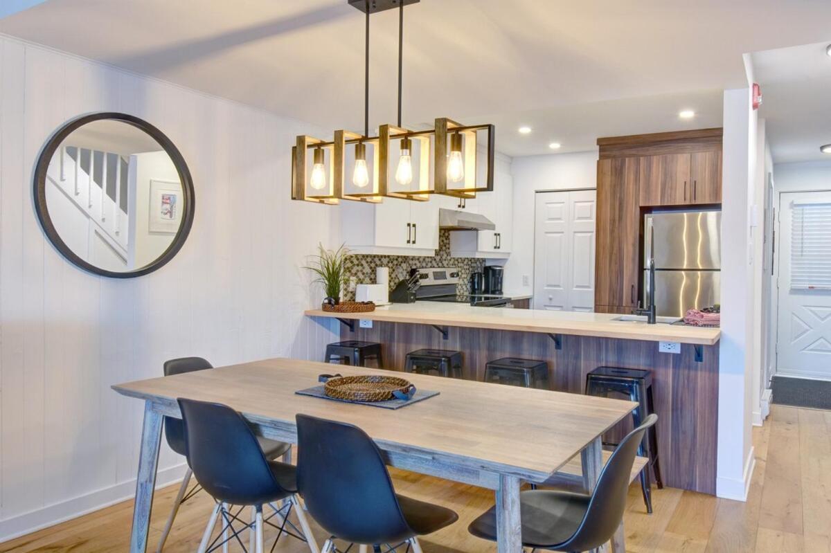 Modern Beautiful Mountain View Apartment *