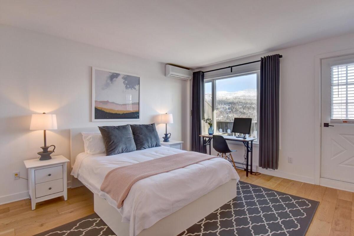 Modern Beautiful Mountain View Apartment Mont-Tremblant