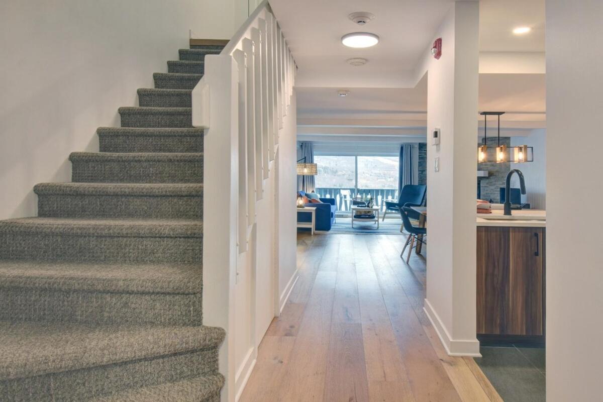 Apartment Modern Beautiful Mountain View Mont-Tremblant