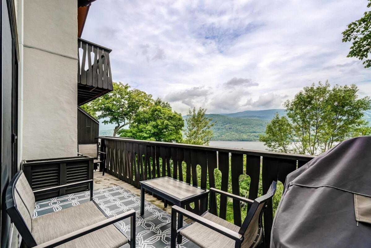 Modern Breathtaking Views Of Tremblant Mont-Tremblant