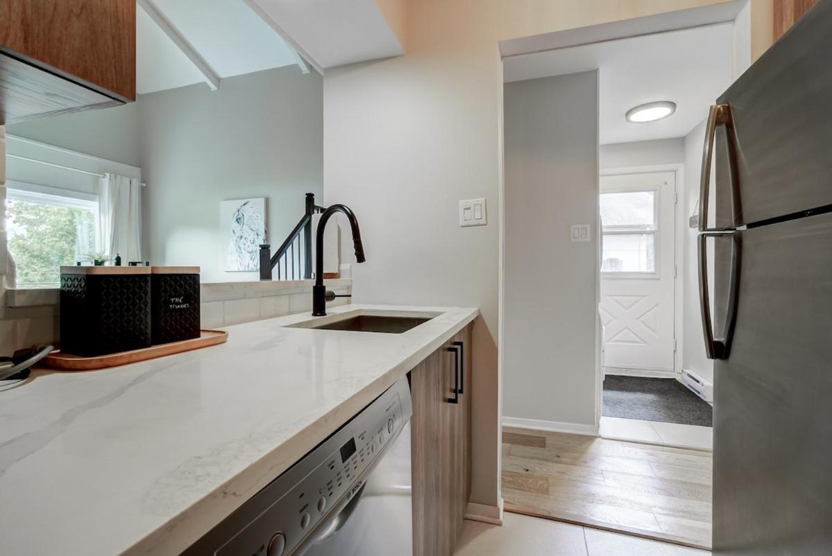 Modern Breathtaking Views Of Tremblant Apartment *