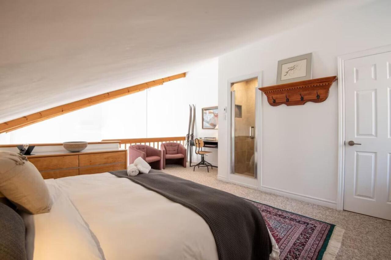 Relaxed With Views Of Holiday home *