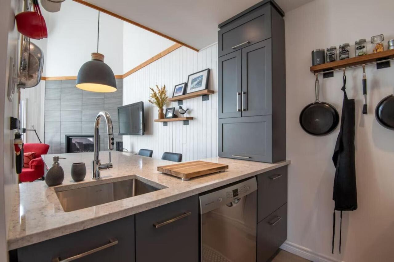 Relaxed With Views Of Holiday home *