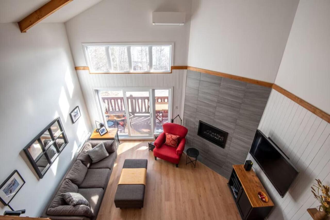 Relaxed With Views Of Mont-Tremblant